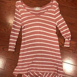 Pink striped quarter sleeve top